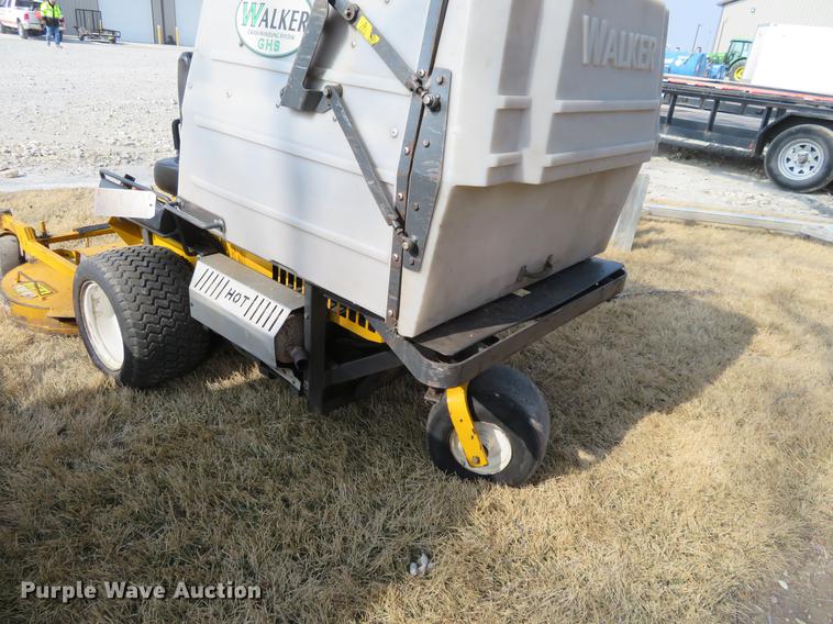 image for item DF9887 Walker MTGHS ZTR lawn mower