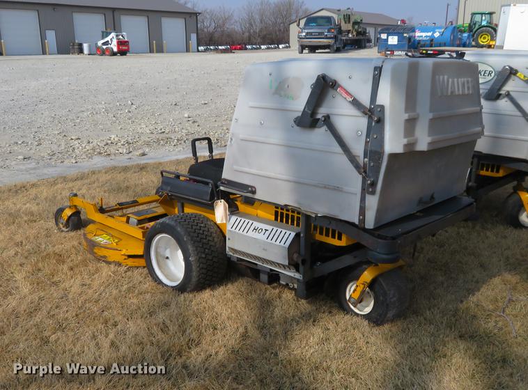 image for item DF9888 Walker MTGHS ZTR lawn mower