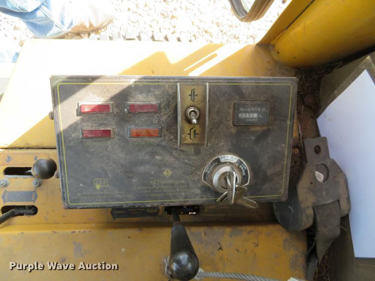 image for item DI9948 Hustler 3400 lawn mower