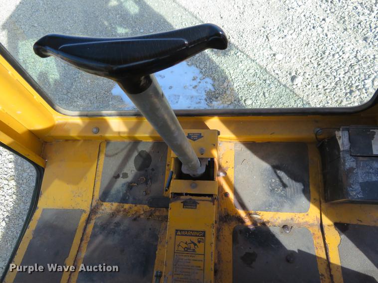 image for item DI9948 Hustler 3400 lawn mower