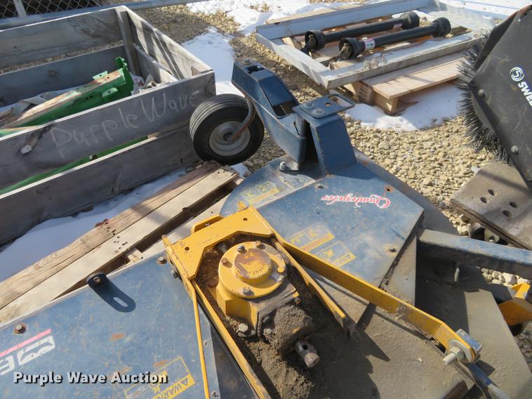 image for item DI9948 Hustler 3400 lawn mower