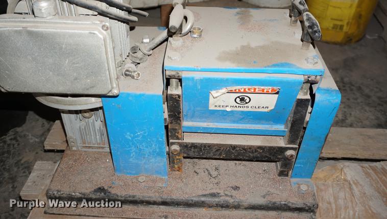 image for item DN9302 Wire stripper