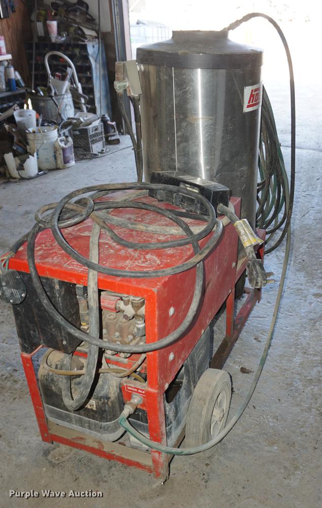 image for item DN9304 Hotsy pressure washer