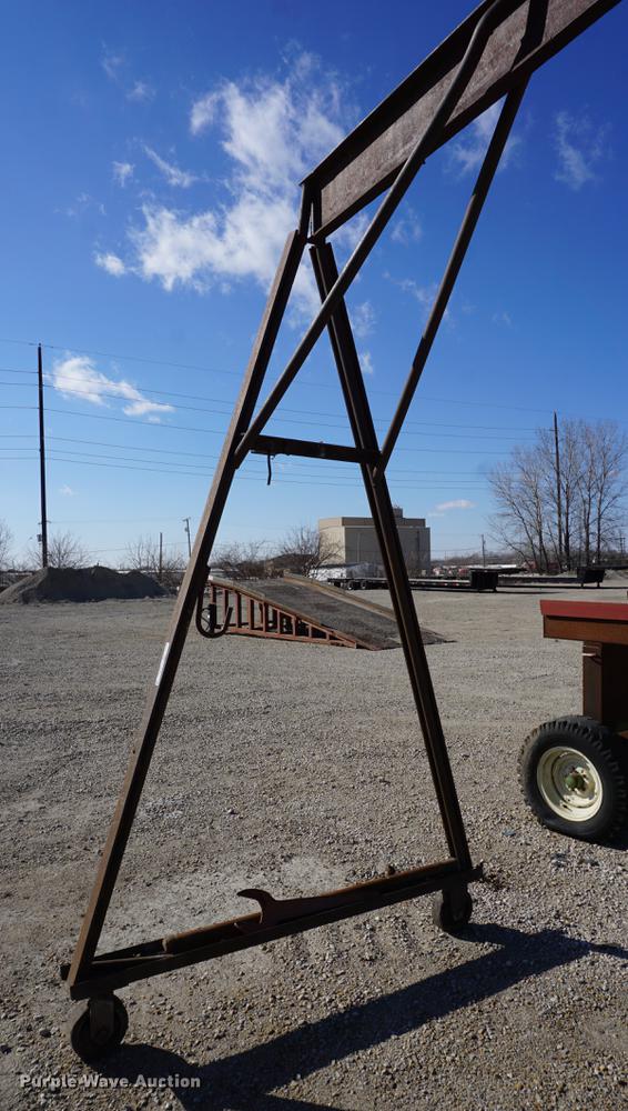 image for item DN9307 A frame hoist