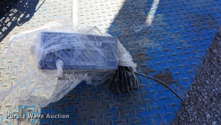 image for item DN9313 (2) platform scales