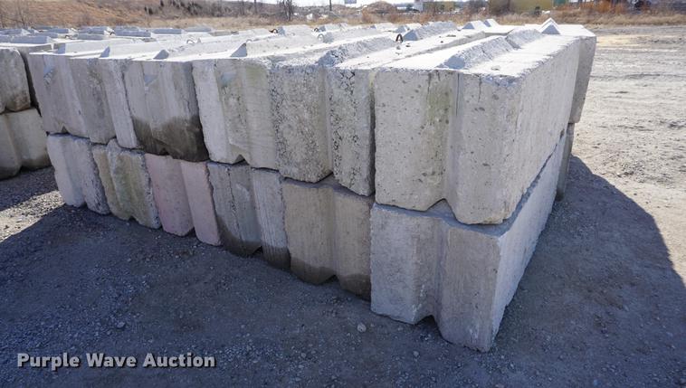 image for item DN9320 (24) concrete blocks