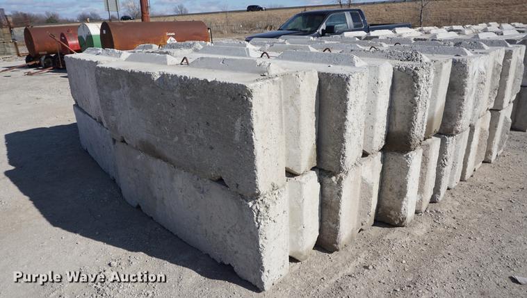 image for item DN9320 (24) concrete blocks