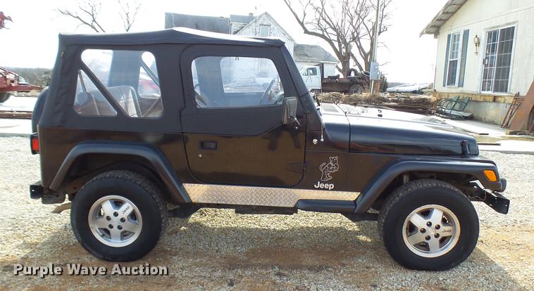 image for item DP9579 1997 Jeep Wrangler SUV