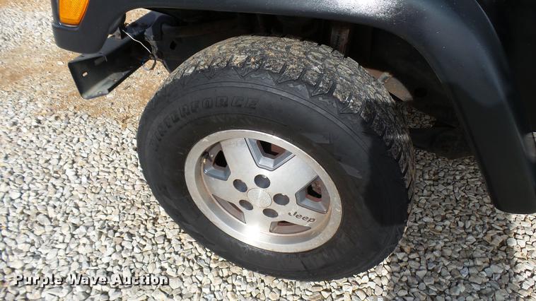 image for item DP9579 1997 Jeep Wrangler SUV