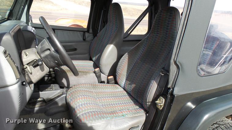 image for item DP9579 1997 Jeep Wrangler SUV