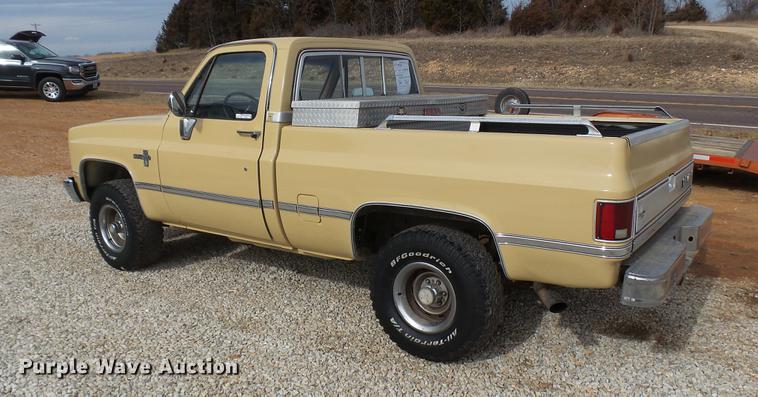 image for item DP9581 1985 Chevrolet Silverado 10 pickup truck