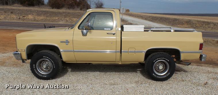 image for item DP9581 1985 Chevrolet Silverado 10 pickup truck