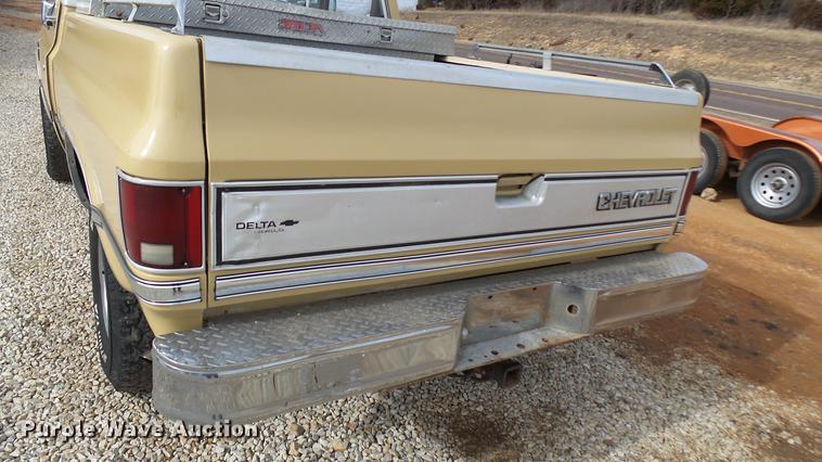 image for item DP9581 1985 Chevrolet Silverado 10 pickup truck