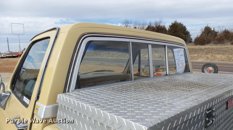 image for item DP9581 1985 Chevrolet Silverado 10 pickup truck