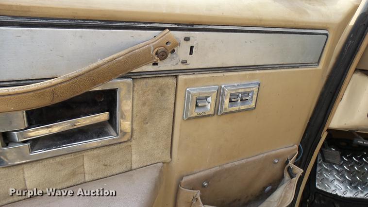 image for item DP9581 1985 Chevrolet Silverado 10 pickup truck