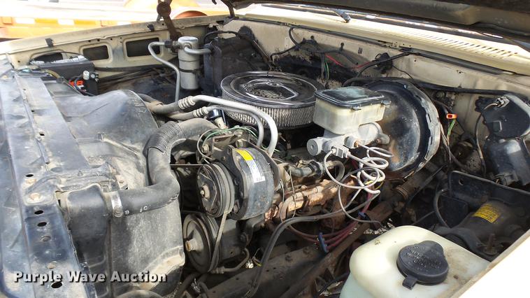 image for item DP9581 1985 Chevrolet Silverado 10 pickup truck