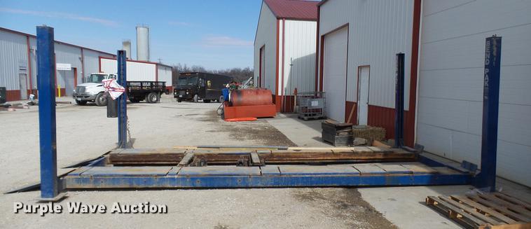 image for item DP9582 2005 Bend Pac HD12LSXEB four post lift