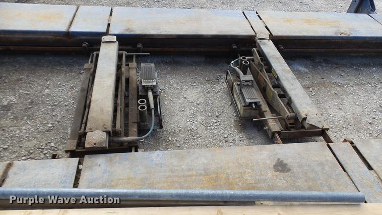 image for item DP9582 2005 Bend Pac HD12LSXEB four post lift