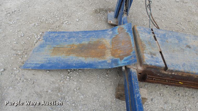 image for item DP9582 2005 Bend Pac HD12LSXEB four post lift