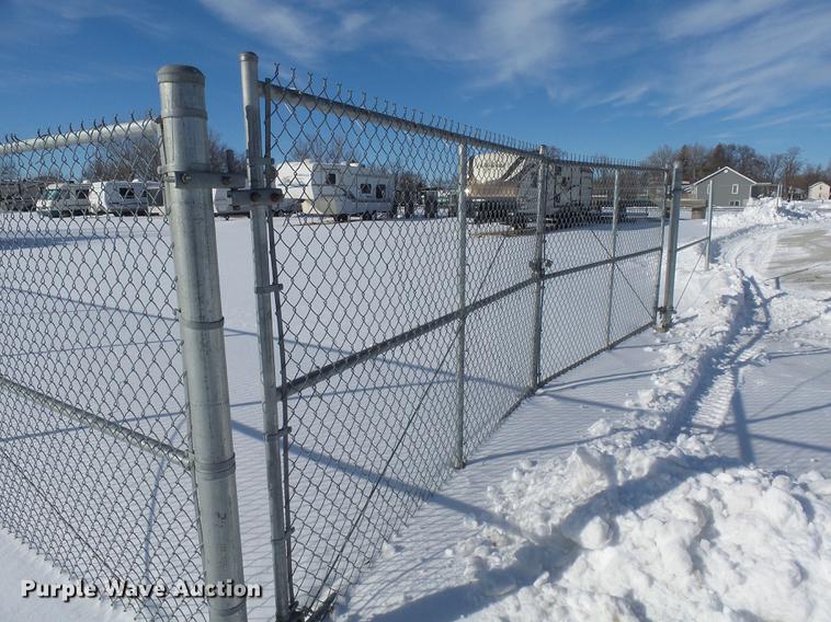 image for item DX9042 Chain link fencing