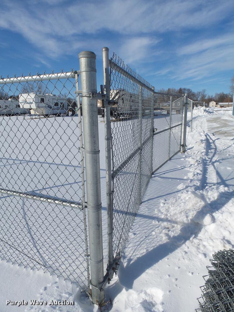 image for item DX9042 Chain link fencing