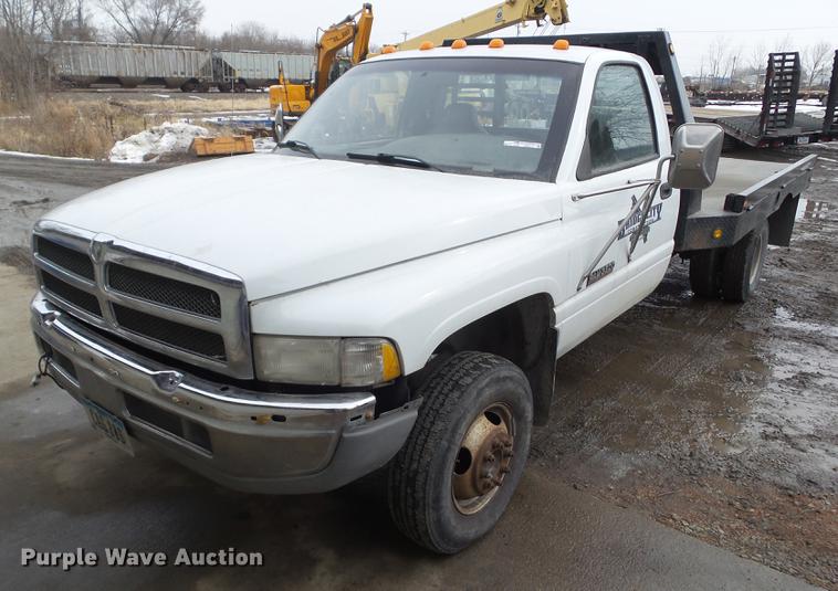 image for item DZ9214 1998 Dodge Ram 3500 flatbed pickup truck
