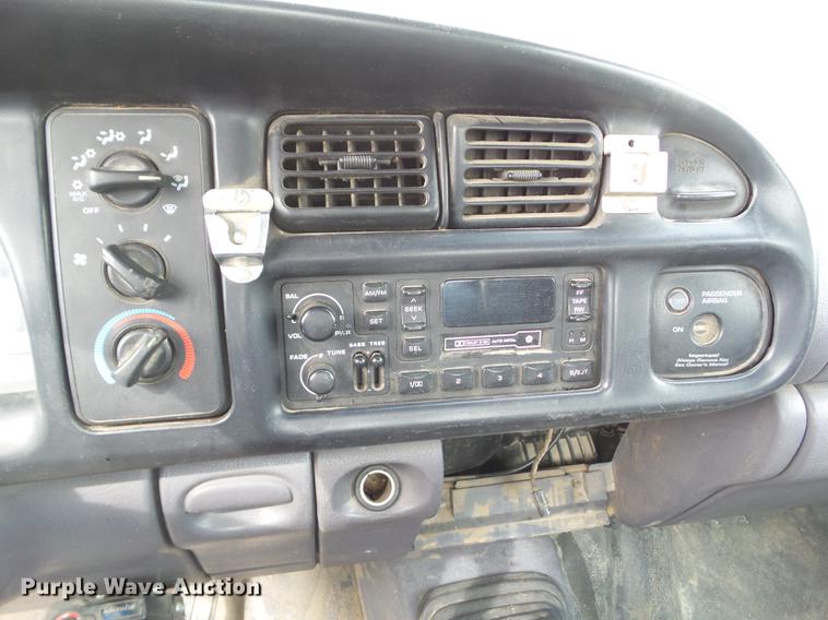 image for item DZ9214 1998 Dodge Ram 3500 flatbed pickup truck