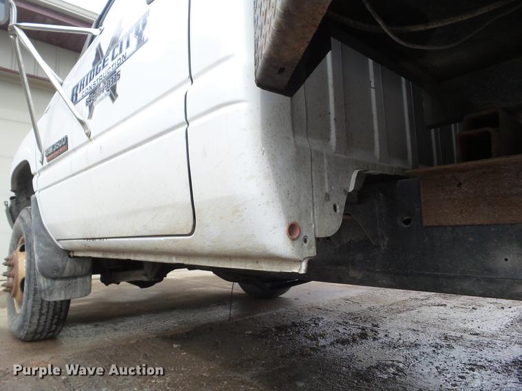 image for item DZ9214 1998 Dodge Ram 3500 flatbed pickup truck