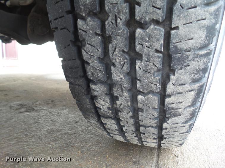 image for item DZ9214 1998 Dodge Ram 3500 flatbed pickup truck