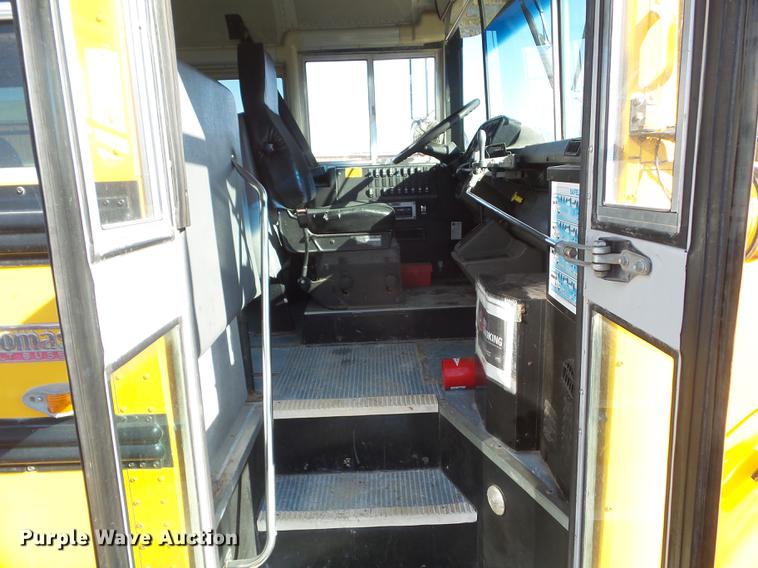 image for item DZ9219 1998 Freightliner FS65 school bus