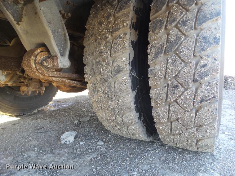 image for item DZ9219 1998 Freightliner FS65 school bus