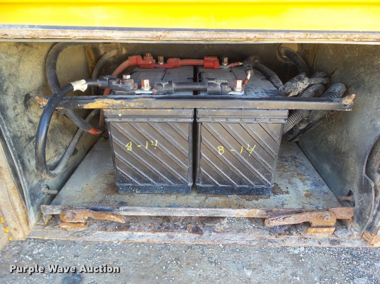 image for item DZ9219 1998 Freightliner FS65 school bus