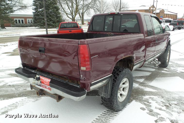 image for item DZ9274 1994 Chevrolet K1500 Ext. Cab pickup truck