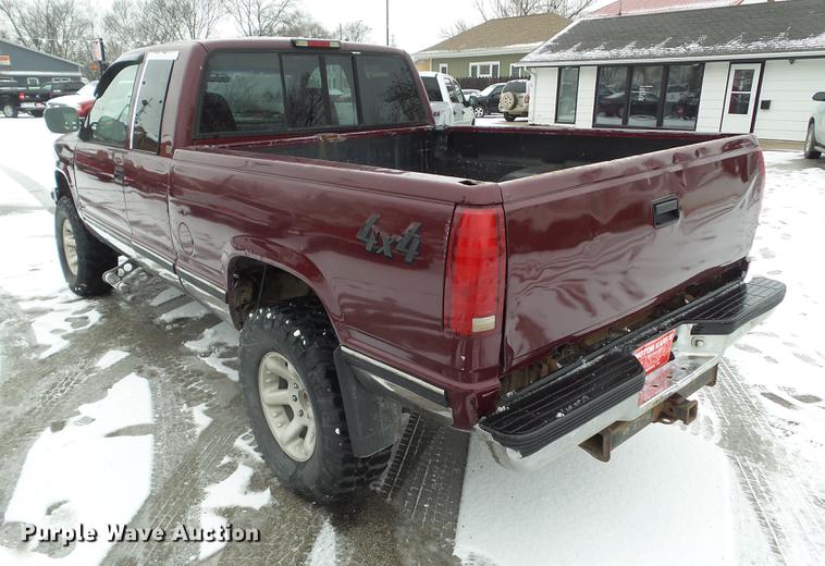 image for item DZ9274 1994 Chevrolet K1500 Ext. Cab pickup truck