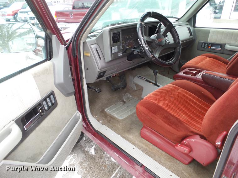 image for item DZ9274 1994 Chevrolet K1500 Ext. Cab pickup truck