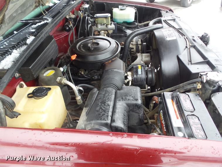 image for item DZ9274 1994 Chevrolet K1500 Ext. Cab pickup truck