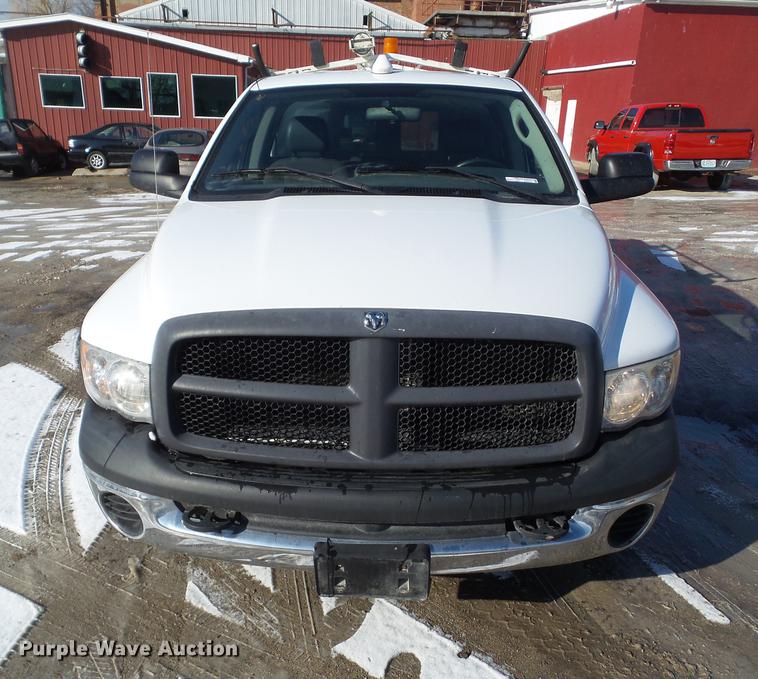 image for item DZ9276 2004 Dodge Ram 2500 pickup truck