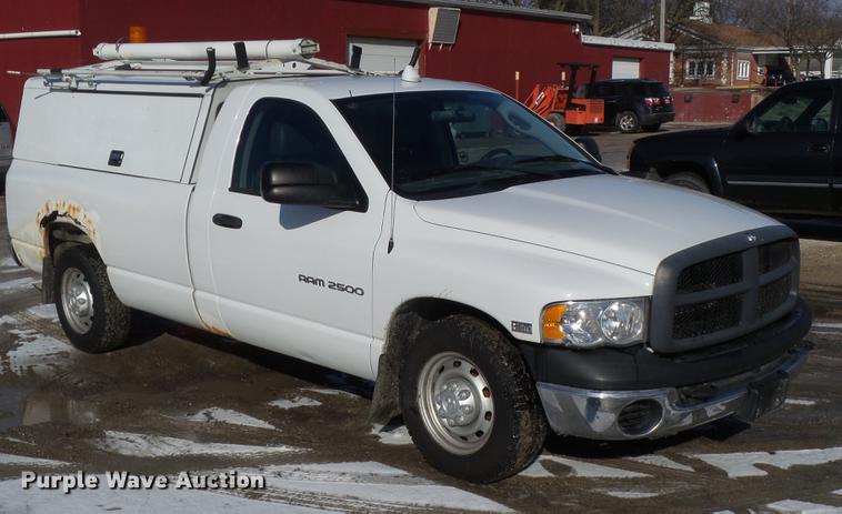 image for item DZ9276 2004 Dodge Ram 2500 pickup truck