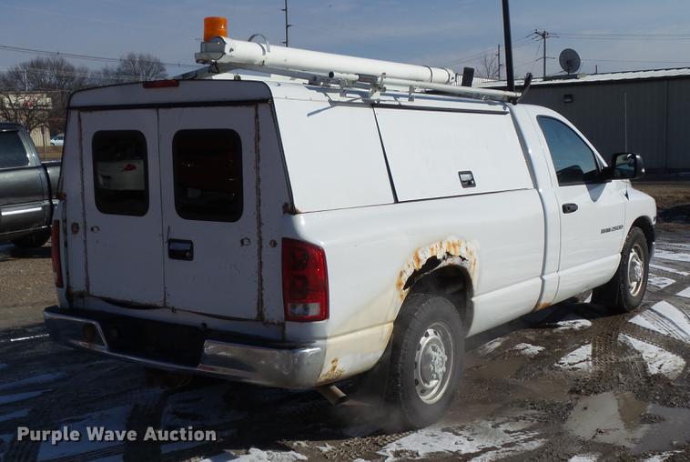 image for item DZ9276 2004 Dodge Ram 2500 pickup truck