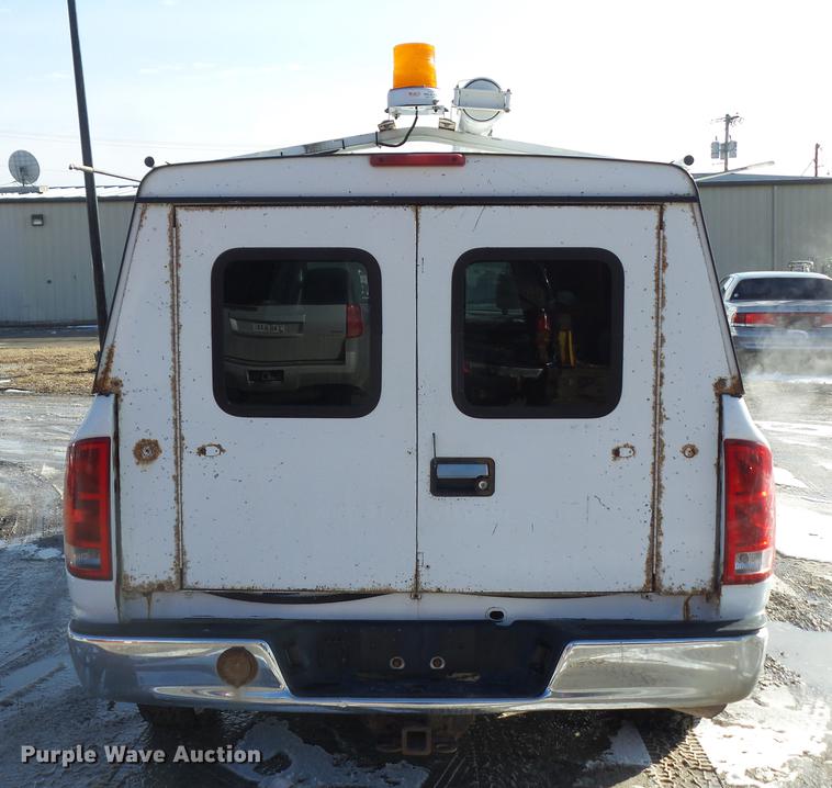 image for item DZ9276 2004 Dodge Ram 2500 pickup truck