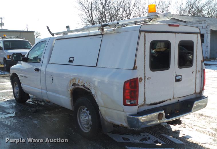 image for item DZ9276 2004 Dodge Ram 2500 pickup truck