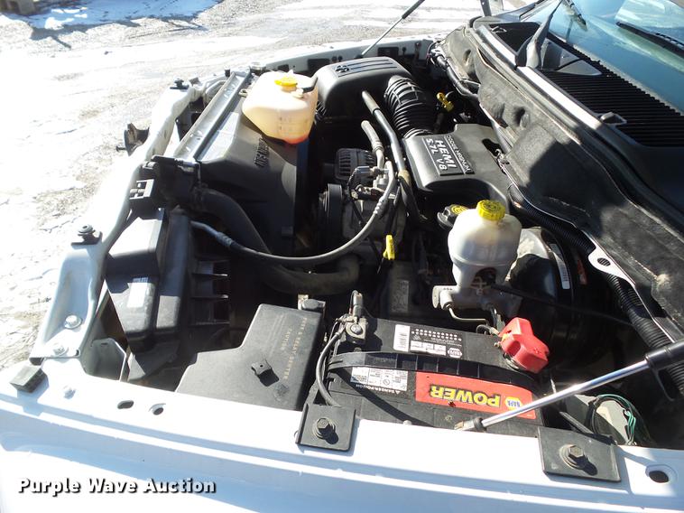 image for item DZ9276 2004 Dodge Ram 2500 pickup truck