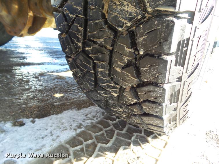 image for item DZ9276 2004 Dodge Ram 2500 pickup truck