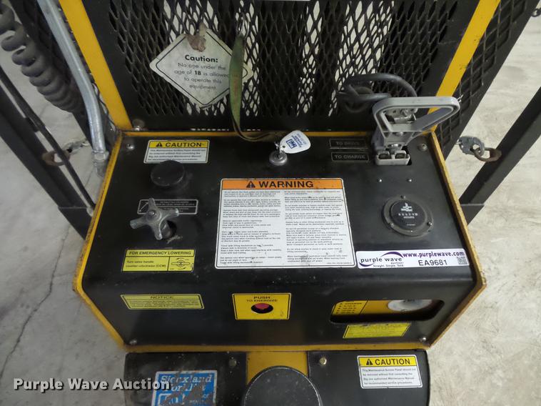 image for item EA9681 Big Joe PDI-20-T12 forklift