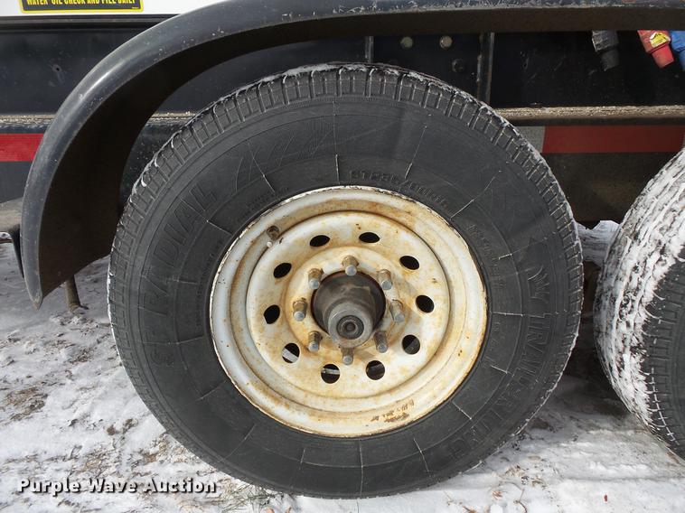 image for item EA9687 Whisperwatt DB-1651V generator