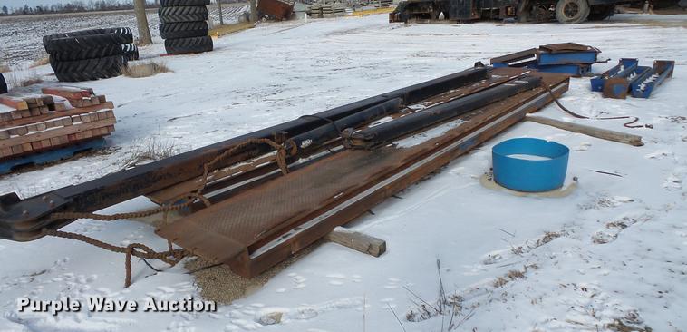 image for item EA9716 Forward Mfg. 27100TLR truck hoist