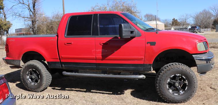 image for item EC9472 2001 Ford F150 Lariat SuperCrew pickup trick