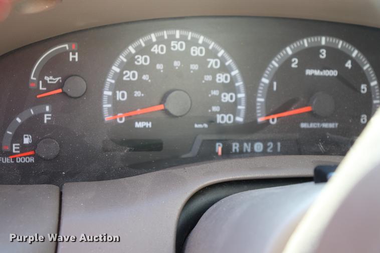 image for item EC9472 2001 Ford F150 Lariat SuperCrew pickup trick