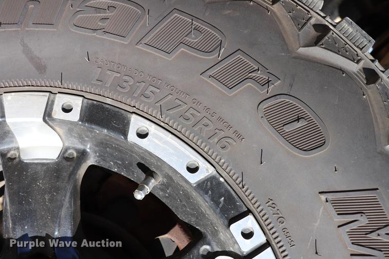 image for item EC9472 2001 Ford F150 Lariat SuperCrew pickup trick