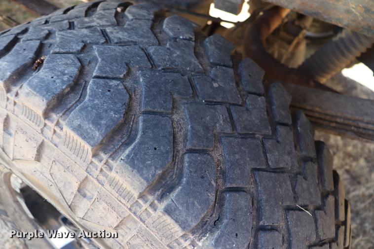 image for item EC9472 2001 Ford F150 Lariat SuperCrew pickup trick